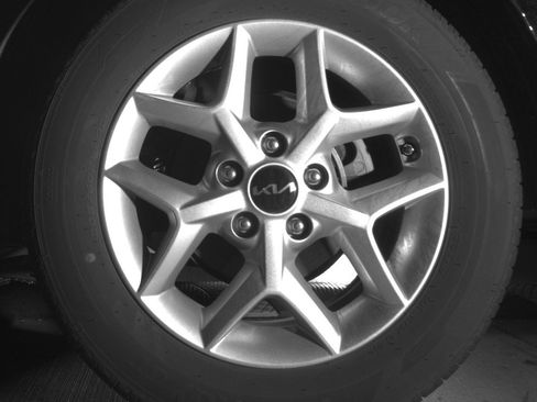 Used 2025 Kia Soul LX w/ LX Technology Package image 14