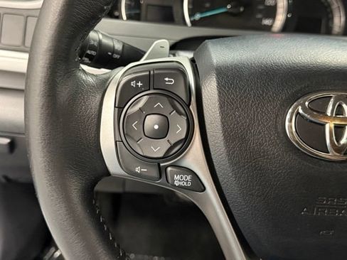 Used 2012 Toyota Camry SE FWD image 20