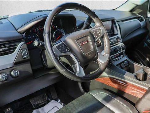 Used 2018 GMC Yukon SLT image 10