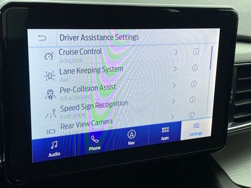 Used 2020 Ford Explorer XLT image 22