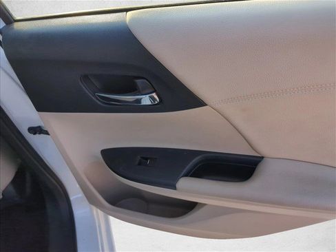 Used 2015 Honda Accord EX-L image 23