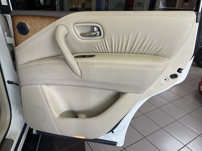 Used 2014 INFINITI QX80 2WD image 31
