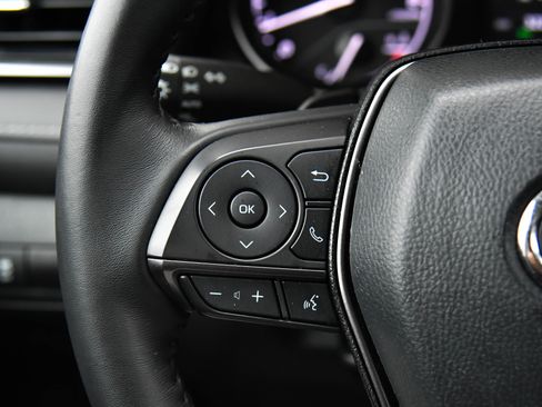 Used 2024 Toyota Camry SE image 29