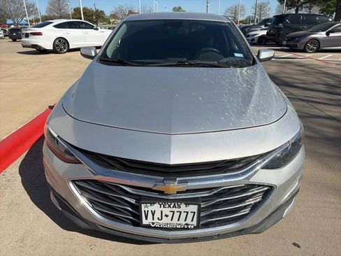 Used 2021 Chevrolet Malibu LS image 2