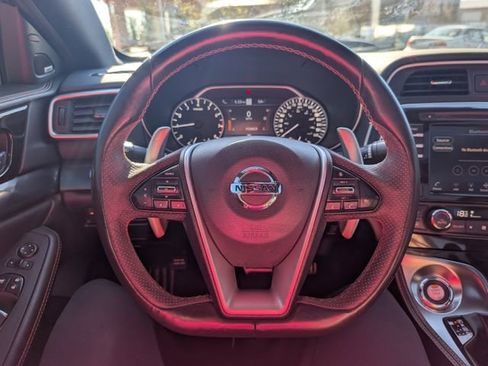 Used 2019 Nissan Maxima Platinum image 10