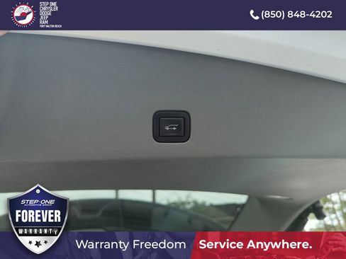 Used 2020 Cadillac XT6 Premium Luxury FWD image 33