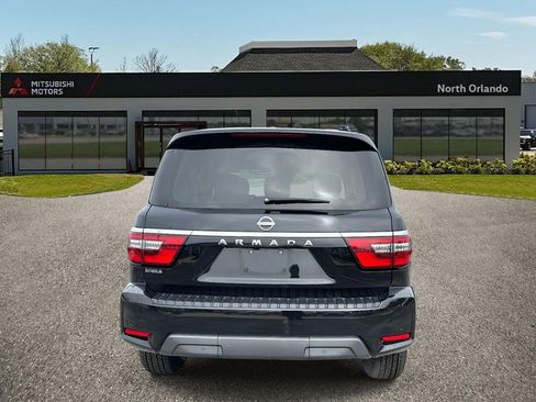 Used 2022 Nissan Armada SV image 5