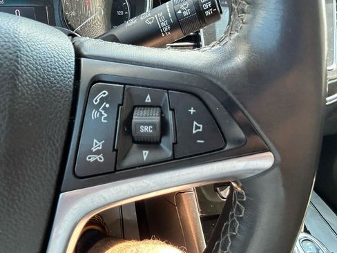 Used 2021 Buick Encore Preferred AWD/4WD image 19