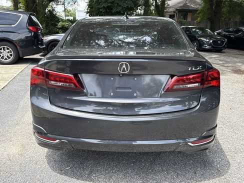Used 2015 Acura TLX w/ Technology Package FWD image 4
