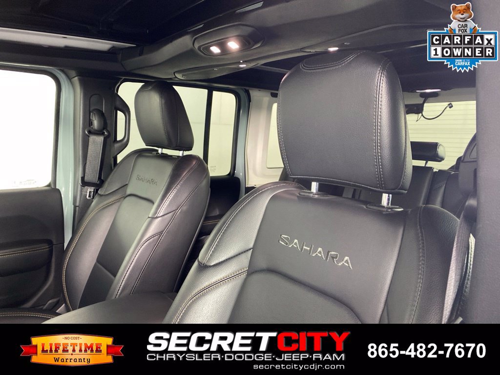 Used 2024 Jeep Wrangler Unlimited Sahara AWD/4WD image 10