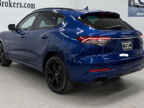 Used 2022 Maserati Levante GT AWD/4WD image 6