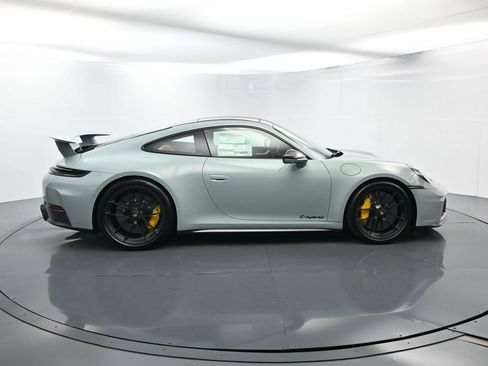 Certified 2025 Porsche 911 Carrera GTS RWD image 16