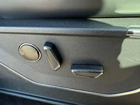 Used 2022 Ford F150 Raptor w/ Equipment Group 801A High image 16