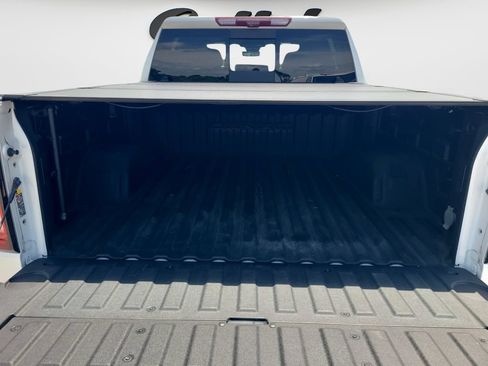 Used 2024 GMC Sierra 1500 Denali w/ Denali Reserve Package AWD/4WD image 9