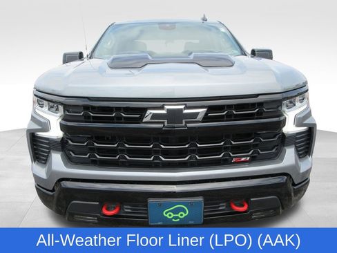 Certified 2024 Chevrolet Silverado 1500 LT Trail Boss w/ LPO, Dark Essentials Package AWD/4WD image 9