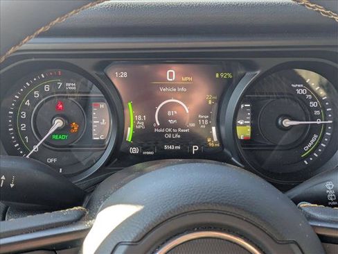 Used 2024 Jeep Wrangler Willys image 10