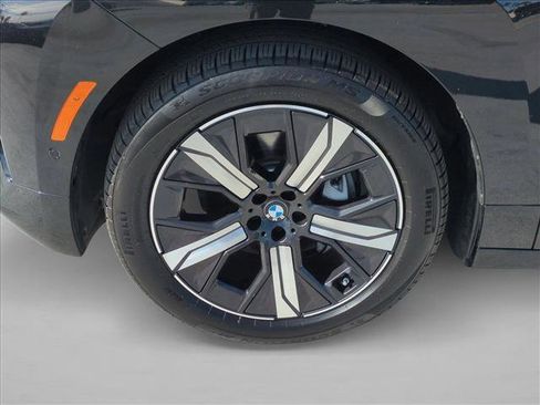 Certified 2026 BMW iX xDrive45 w/ Premium Package image 24