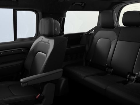 New 2026 Land Rover Defender 130 V8 AWD/4WD image 7