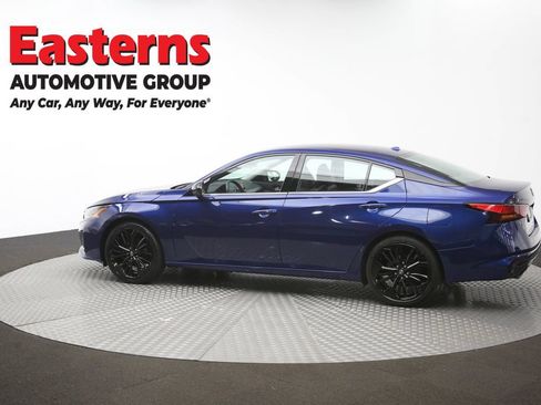 Used 2023 Nissan Altima 2.5 SR FWD image 60