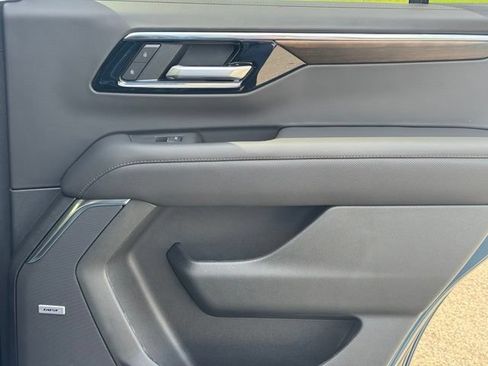 New 2026 Chevrolet Tahoe High Country w/ Sun And Tow Package AWD/4WD image 32