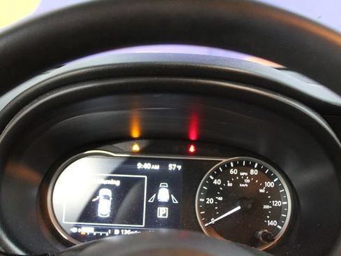 Used 2019 Nissan Kicks SV FWD image 18