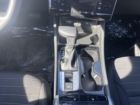 Used 2024 Hyundai Santa Cruz SEL image 18