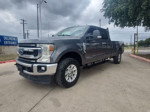 Used 2022 Ford F250 XLT w/ XLT Value Package AWD/4WD image 7