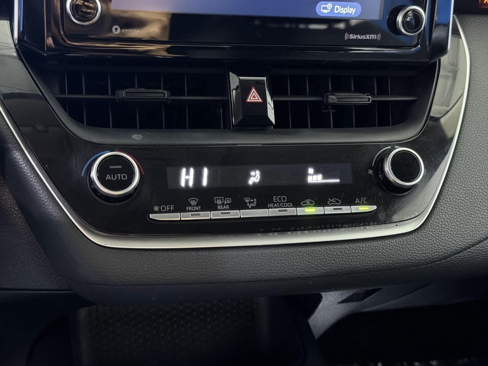 Used 2021 Toyota Corolla LE FWD image 20