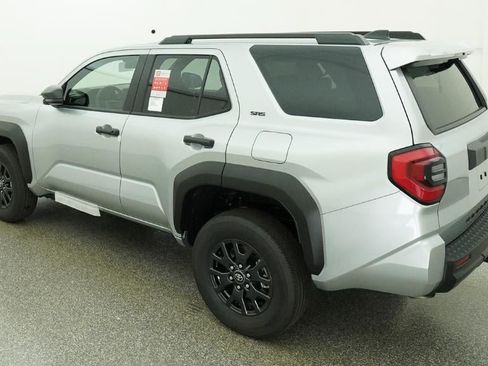 New 2026 Toyota 4Runner SR5 RWD image 5