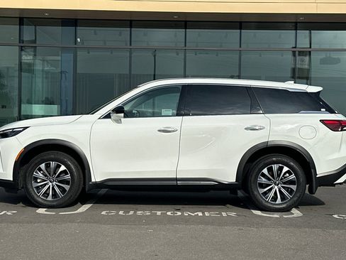 Certified 2025 INFINITI QX60 Pure image 7