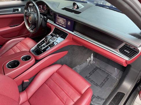 Used 2023 Porsche Panamera Platinum Edition image 33