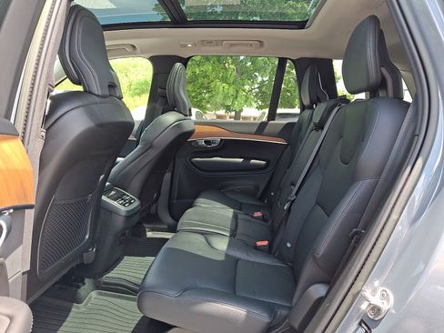 Used 2023 Volvo XC90 B6 Plus w/ Protection Package AWD/4WD image 10