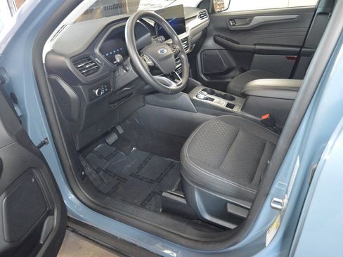Used 2025 Ford Escape Active w/ Tech Pack #1 AWD/4WD image 19
