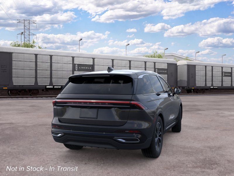 New 2026 Lincoln Nautilus Premier AWD/4WD image 8