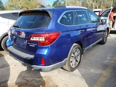 Used 2017 Subaru Outback 2.5i Touring image 8