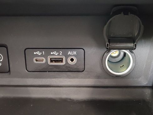 Used 2025 Nissan Sentra SV w/ All-Weather Package FWD image 21