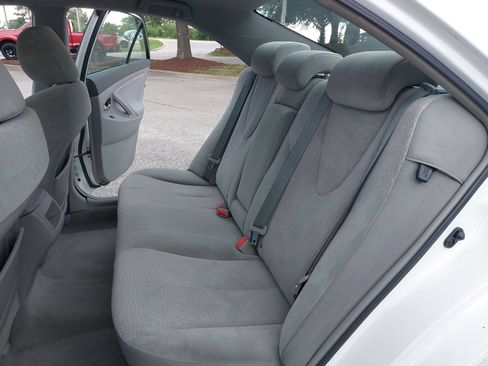 Used 2011 Toyota Camry LE w/ LE Extra-Value Pkg FWD image 14