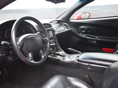 Used 1998 Chevrolet Corvette Convertible w/ Memory Pkg RWD image 13