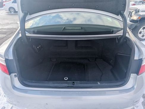 Used 2013 Lexus ES 300h w/ Luxury Pkg image 18