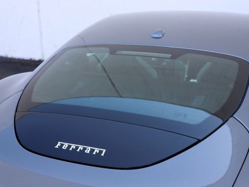 Certified 2024 Ferrari Roma image 40