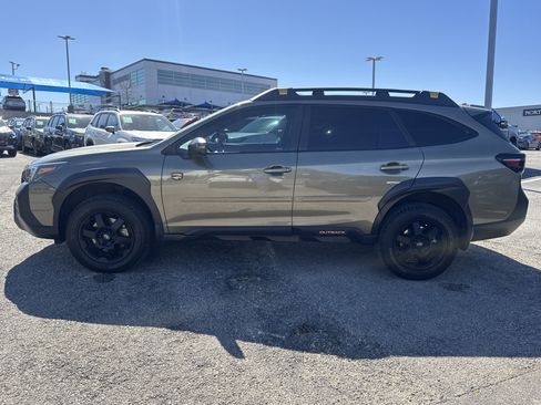 Used 2023 Subaru Outback Wilderness w/ Wilderness Package image 6