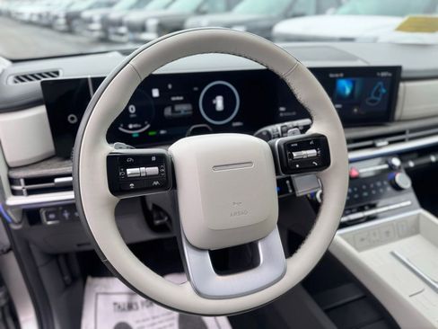 Certified 2024 Hyundai Santa Fe Calligraphy image 9