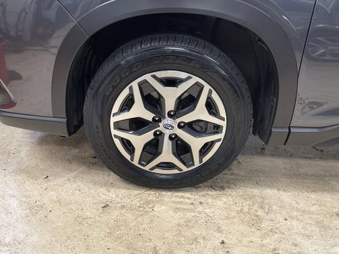 Certified 2024 Subaru Forester Premium AWD/4WD image 12