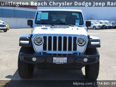 Used 2022 Jeep Wrangler Unlimited Rubicon 4xe image 2