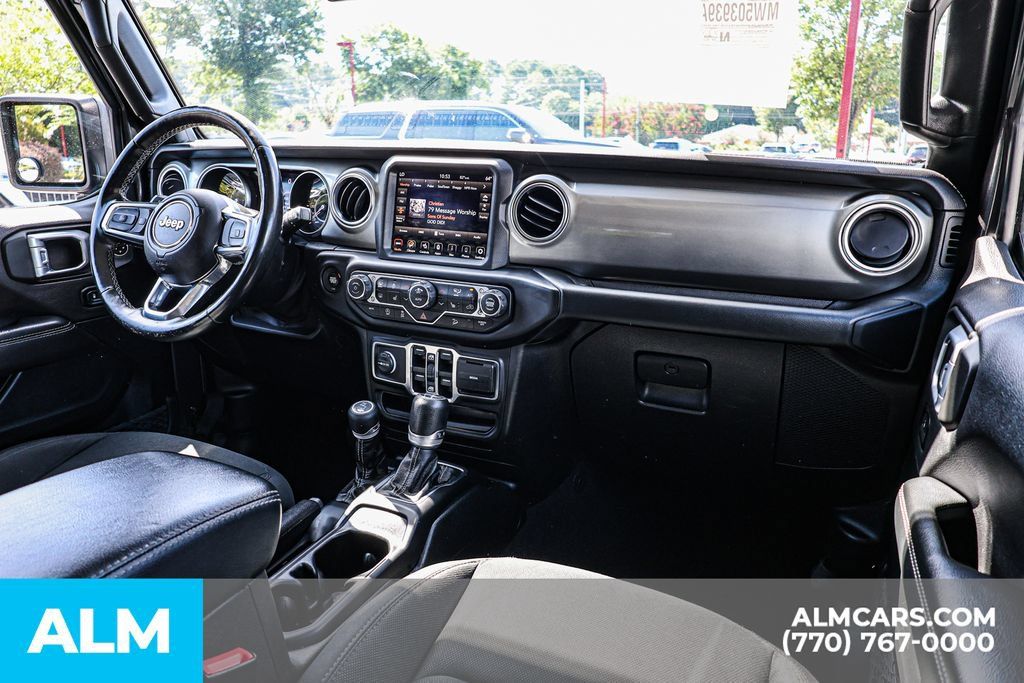 Used 2021 Jeep Wrangler Unlimited Sahara w/ Uconnect 4C Nav & Sound Group AWD/4WD image 28