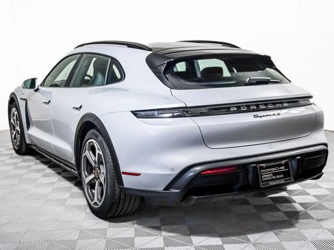 Certified 2023 Porsche Taycan 4S image 3