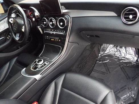 Used 2019 Mercedes-Benz GLC 350e 4MATIC image 25