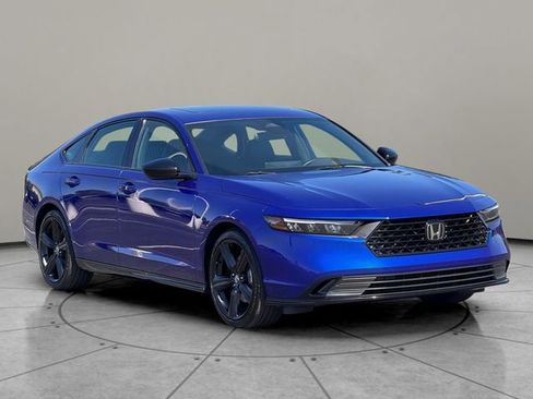 Used 2024 Honda Accord Sport image 8