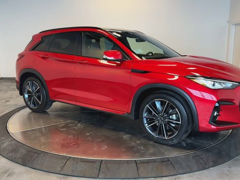 New 2025 INFINITI QX50 Sport image 2
