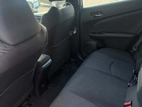 Used 2018 Toyota Prius Three FWD image 38